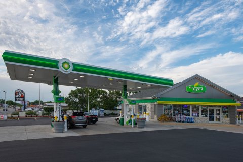 BP Gas Station in Waukegan Construction Project. America's Custom Home Builders: New Construction, Remodeling, Restoration Services. Residential & Commercial