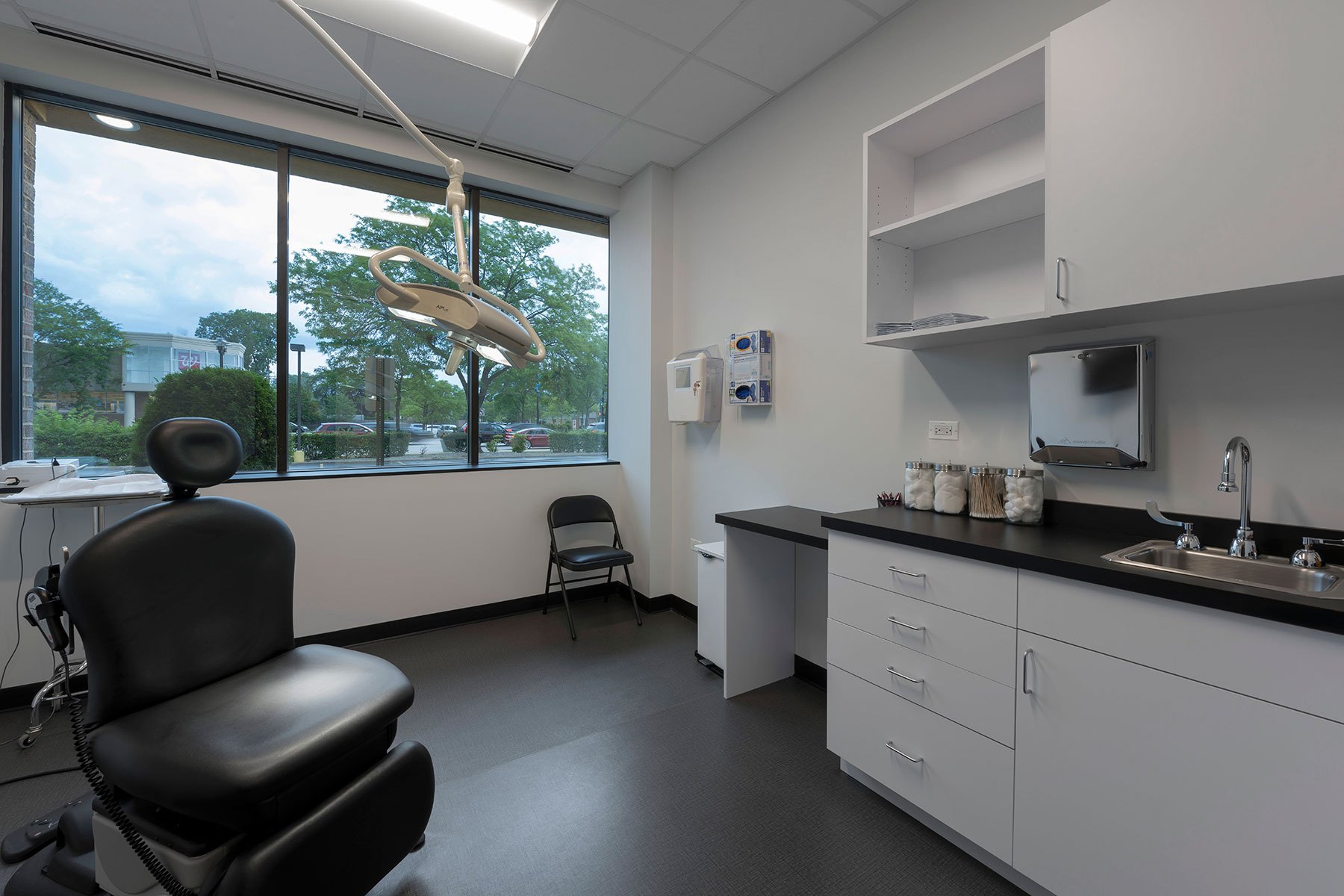 procedure room - Advanced Skin & MOHS Surgery Clinics, Morton Grove Custom Home. America's Custom Home Builders: New Construction, Remodeling, Restoration Services. Residential and Commercial.