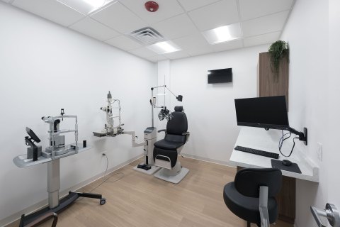 44 Exam Room3