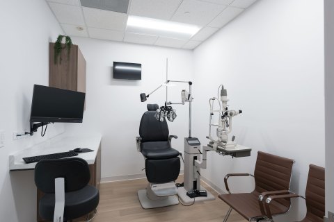 46 Exam Room4 Chair View