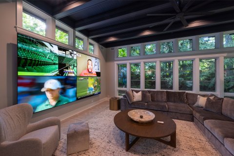 sun room sitting area