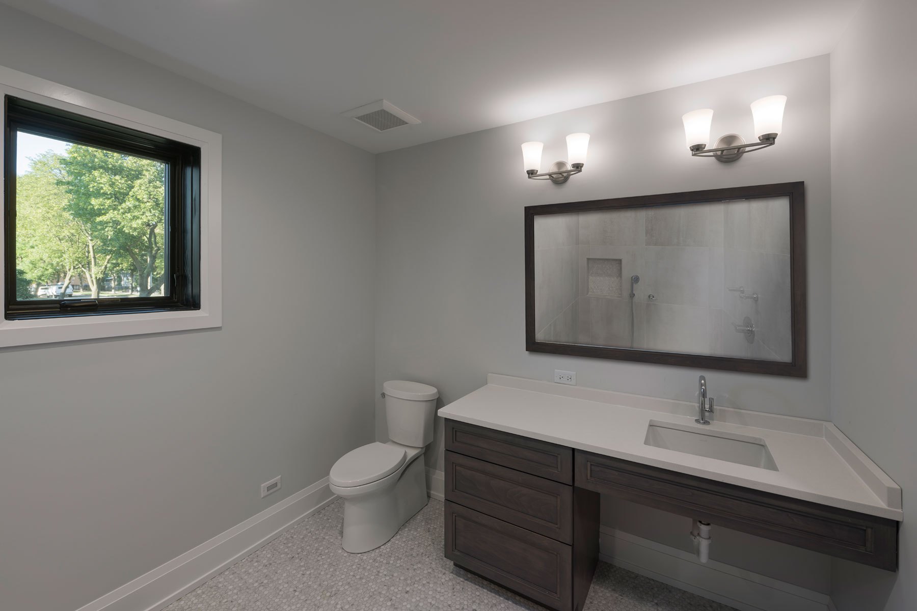 1st Floor Master Bathroom - N. Francisco Ave., Chicago, IL Custom Home. America's Custom Home Builders: New Construction, Remodeling, Restoration Services. Residential and Commercial.