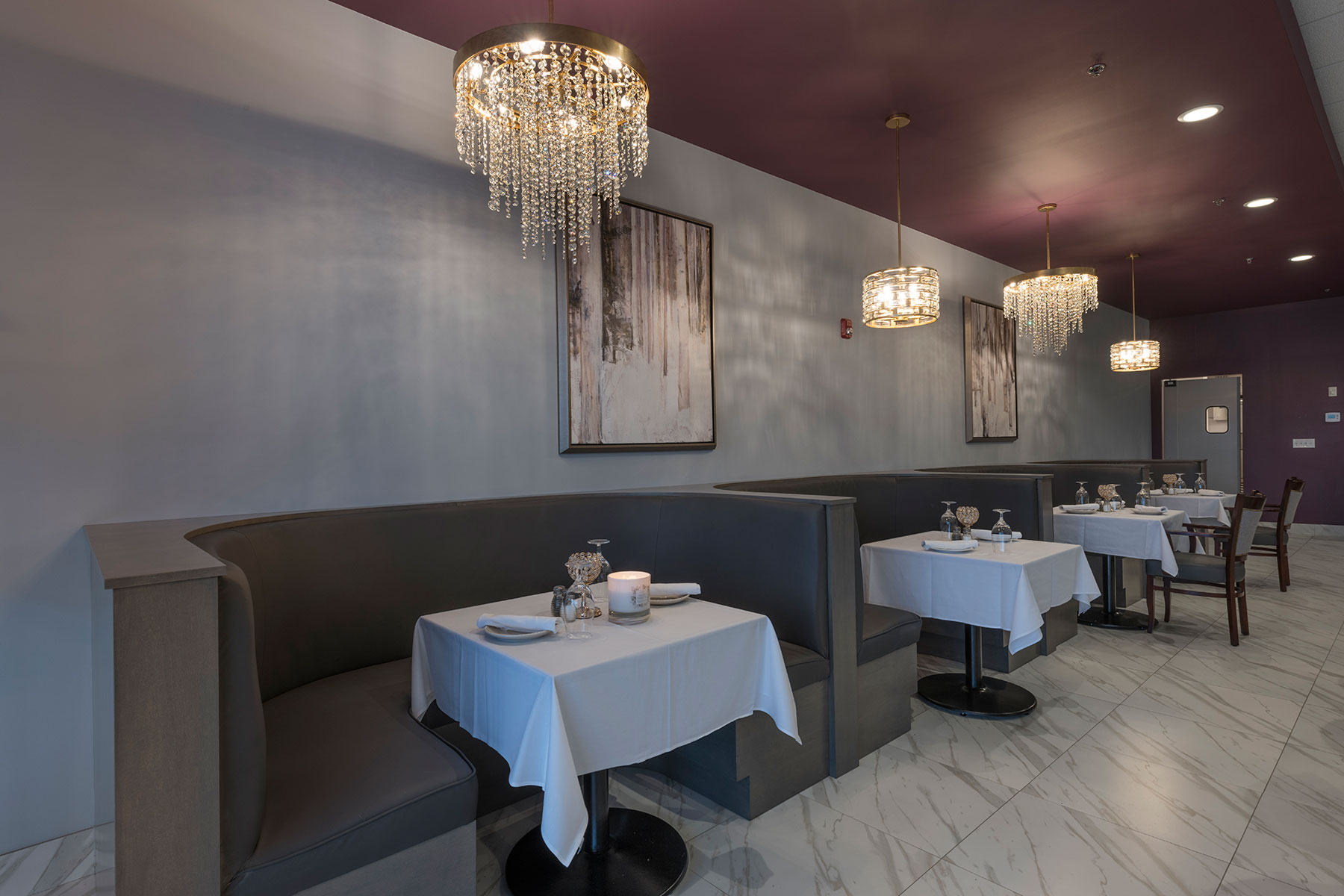 Restaurant seating booths - Four Seasons Steak & Grill Restaurant, Addison Custom Home. America's Custom Home Builders: New Construction, Remodeling, Restoration Services. Residential and Commercial.