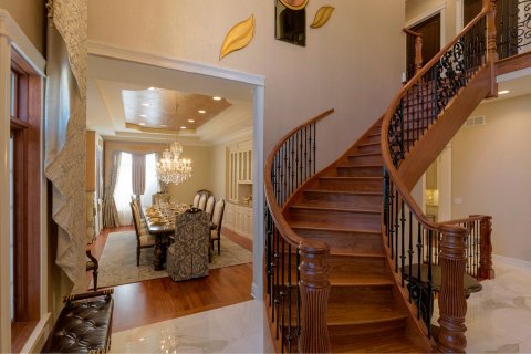 Foyer, Stairs, Dining Room