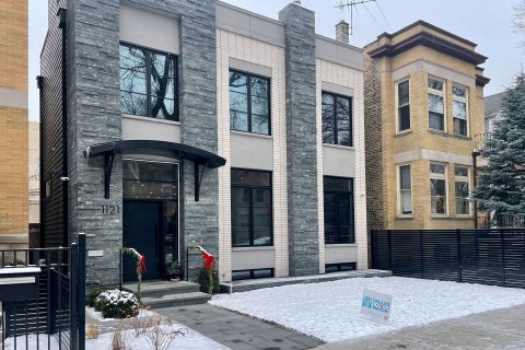 New Construction on Wolfram in Chicago Construction Project. America's Custom Home Builders: New Construction, Remodeling, Restoration Services. Residential & Commercial
