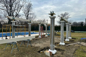 Building the roof rafters on the pergola on Woodley in Winnetka 6440