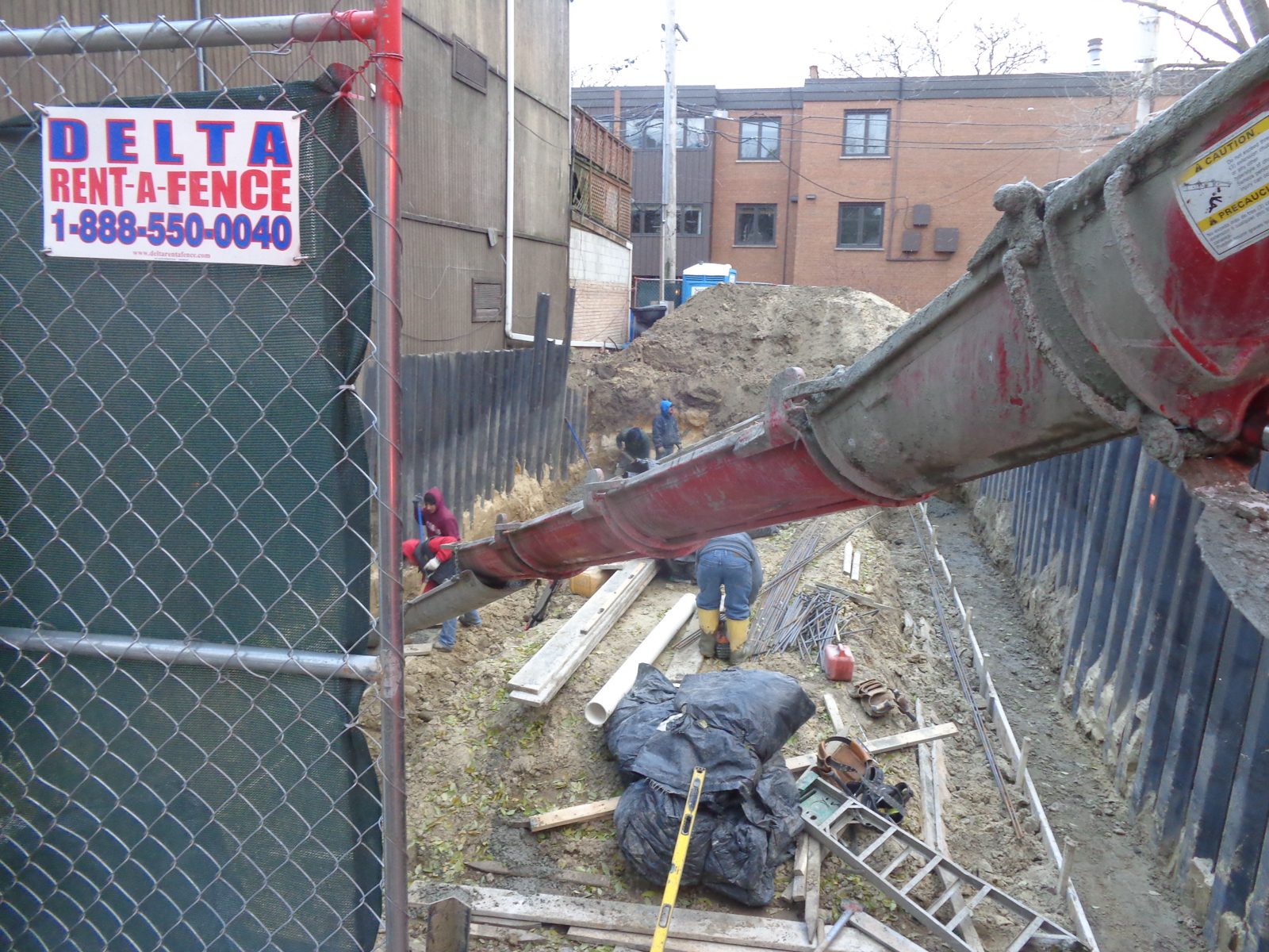 pouring-the-footings-in-lincoln-park-chicago-1
