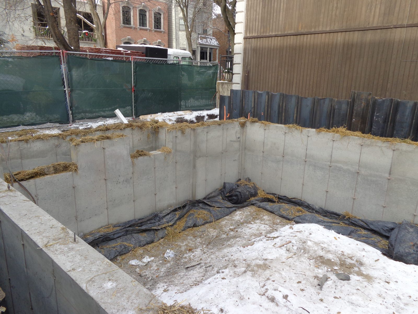 protect-concrete-from-cold-in-lincoln-park-chicago-1